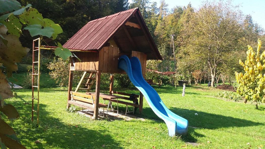 Appartment Bezenica Dobrova Bagian luar foto